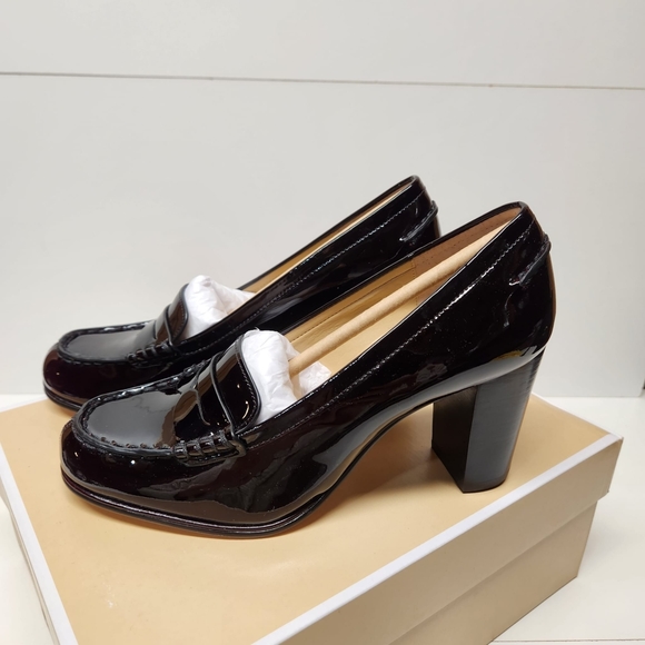 Mk Glossy Bayville loafer patent Leather plum wine color Heel 2.75 in - Picture 3 of 12